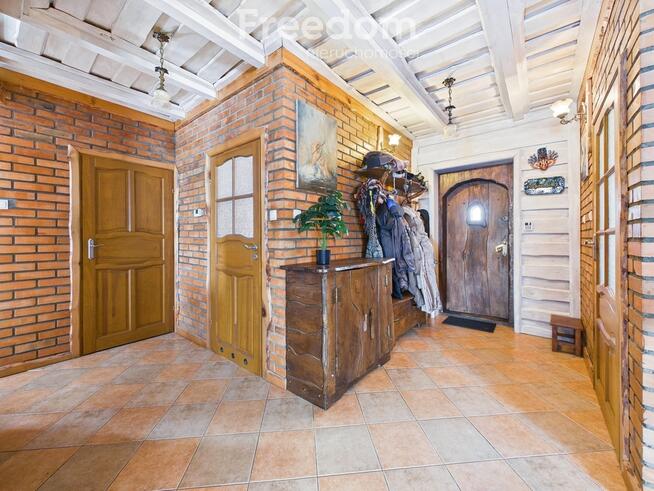 Ekologiczny dom z duszą nad jeziorem Kalwa