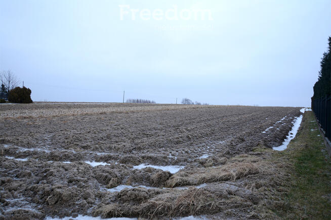 Działka budowlana pod usługi