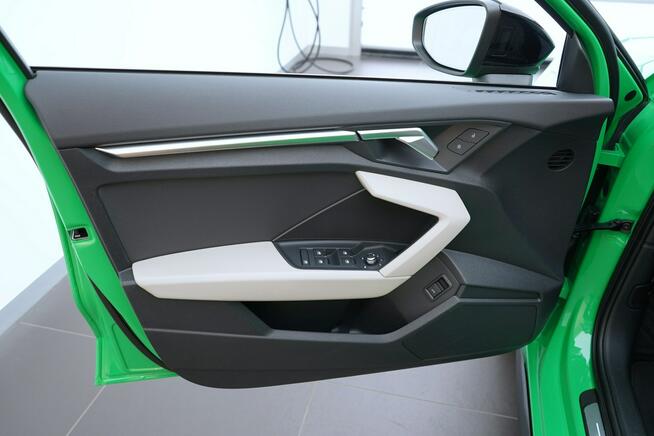 Audi A3 40TFSI Quattro Sline MatrixLed Tempomat Kamera Ambiente Alu18