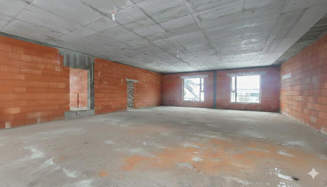 ✅Sprawdź >>> Budynek usługowy przy Estrady✅