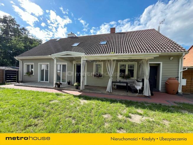 Piękny dom na wsi po remoncie z ogrodem i tarasem!