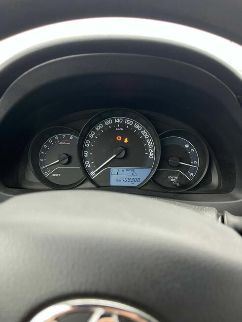 Toyota Auris 1.6 Active KRAJOWA DOPOSAŻONA