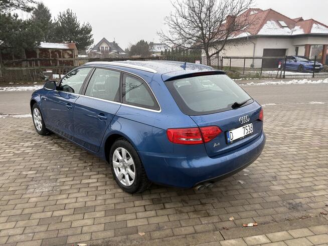 Audi A4 B8 2.0tdi 140km. kombi klima navi zarejestrowane