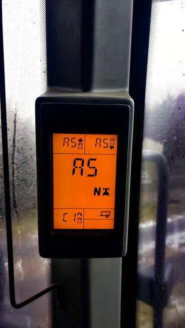 Ciągnik rolniczy Claas Ares 697 ATZ z ładowaczem czołowym