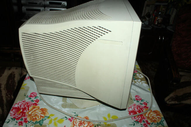 Monitor LG Flatron 775FT Używany + kabel zasilający