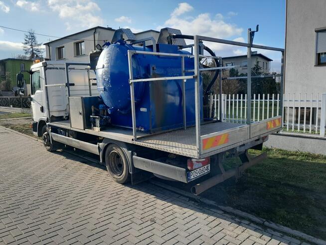 Samochód auto pojazd asenizacyjny Man TGL 8.210 do toalet pr