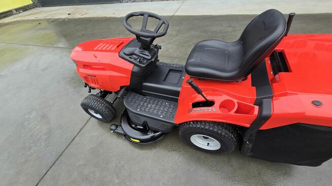 Kosiarka traktorek TB GARDEN LT-42R pompa oleju LONCIN 17KM