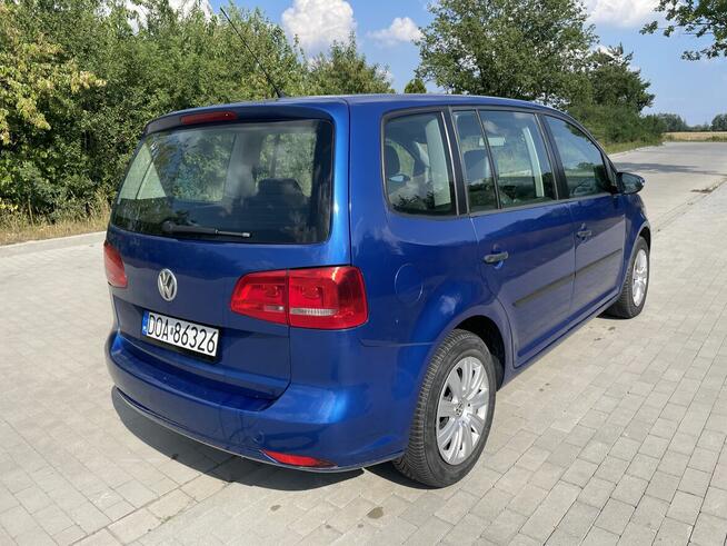 Volkswagen Touran rok 2011 VW 1.6tdi 105km. DSG automat zare