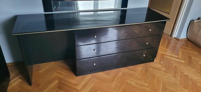 Łóżko, 2 szafki nocne, szafa 3 drzwiowa oraz komoda