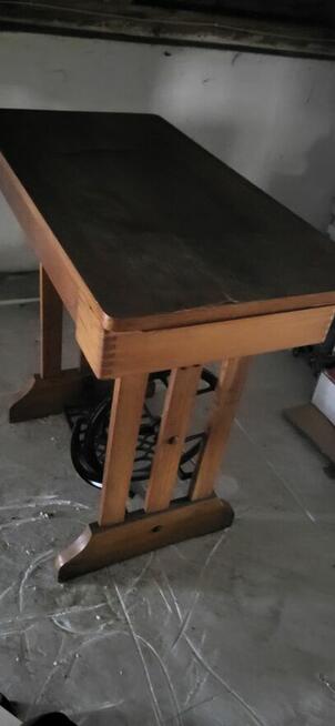 Stolik do maszyny od szycia