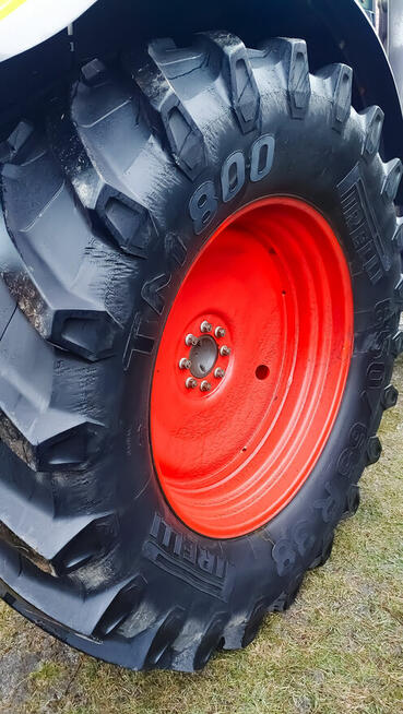 Ciągnik rolniczy Claas Ares 697 ATZ z ładowaczem czołowym