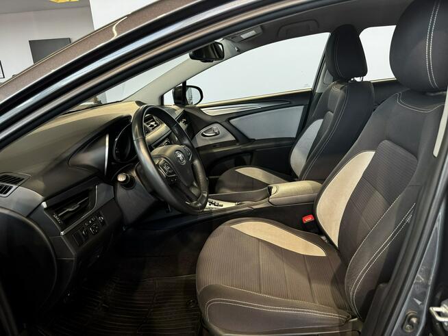 Toyota Avensis SW 1.8 147KM automat 2018 r., salon PL, serwisowana, komplet opon