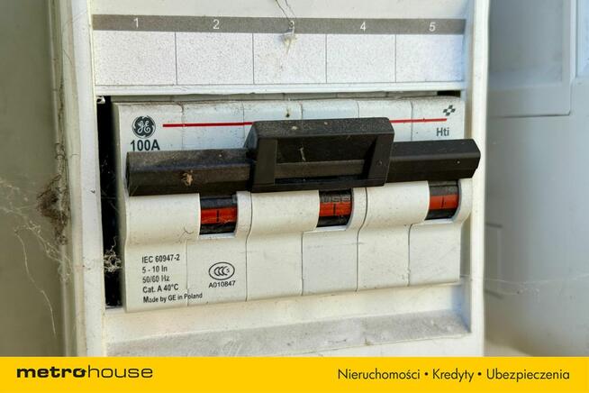 ** Duża hala na wynajem z biurem Jawiszowice **