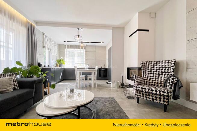 Piękny dom na wsi po remoncie z ogrodem i tarasem!