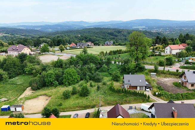 Grajów/Wolnostojący dom 130m2/ Działka 17 arów