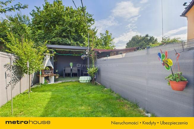 Idealne M2 - 1 piętro, garaż, ogródek, pralnia.