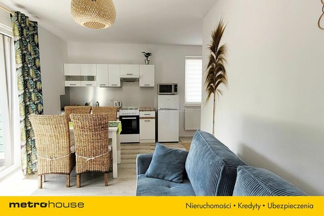 DOM BARDZO BLISKO MORZA z MIESZKANIAMI POD WYNAJEM