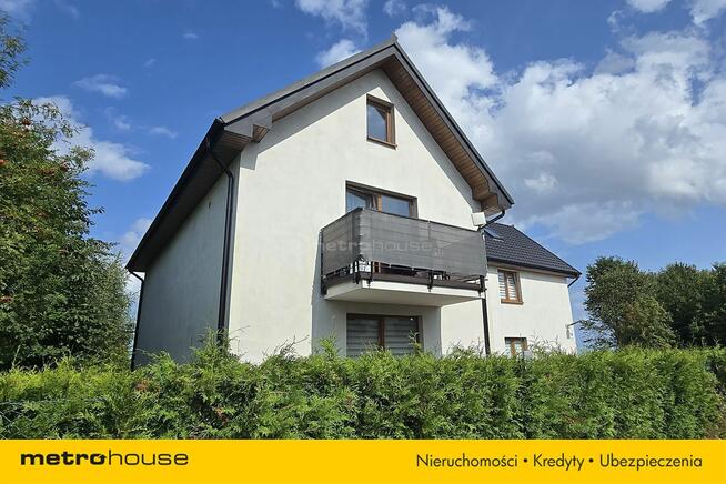 DOM BARDZO BLISKO MORZA z MIESZKANIAMI POD WYNAJEM