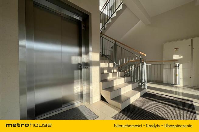 Kawalerka z dużym balkonem w Centrum Grodziska.