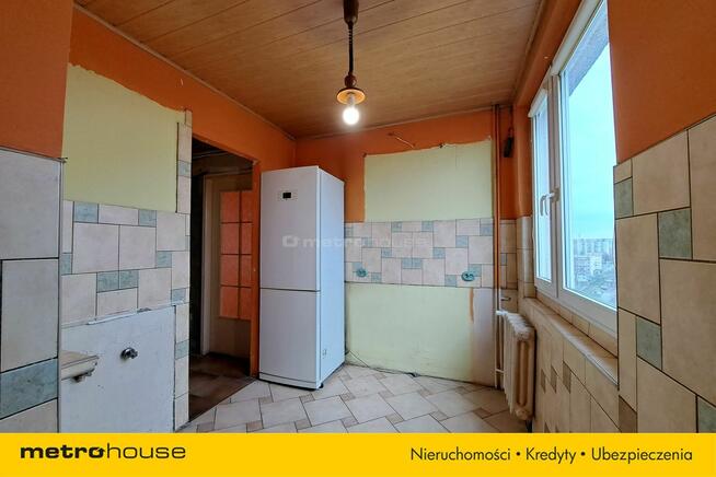 3 pokoje, ul. 11 listopada, do własnej aranżacji!