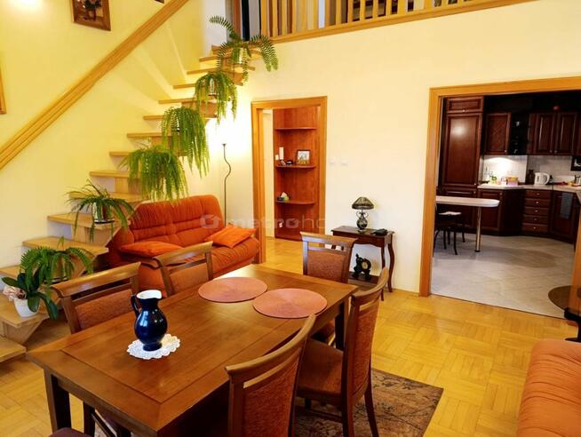 Dwupoziomowe z antresolą cisza blisko centrum!