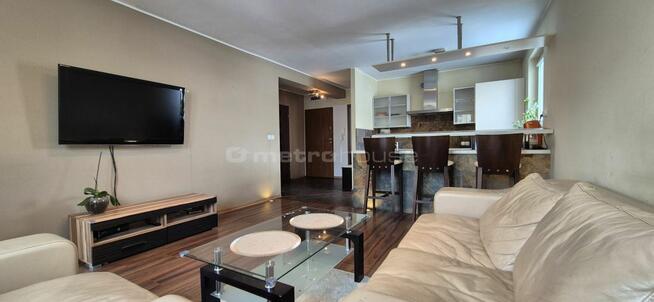 3 pokoje Złota Parking za szlabanem Gotowe