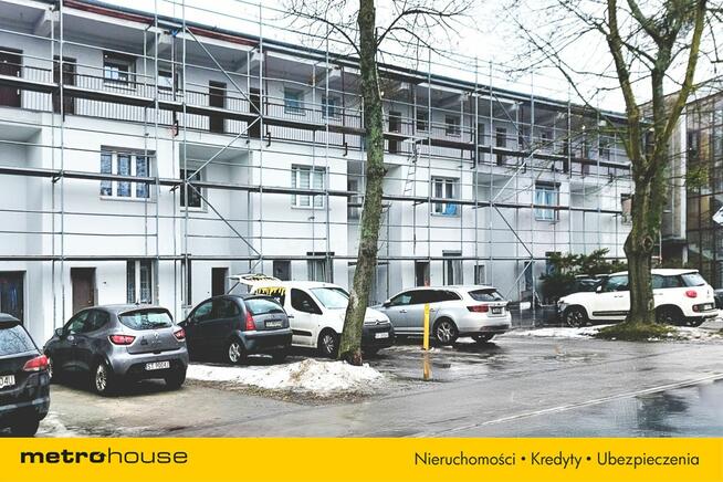 CIEKAWE MIESZKANIE À LA SZEREGÓWKA W CENTRUM!!!