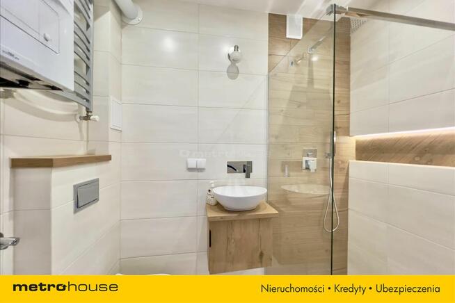 Praktycznie nowe mieszkanie w super lokalizacji.