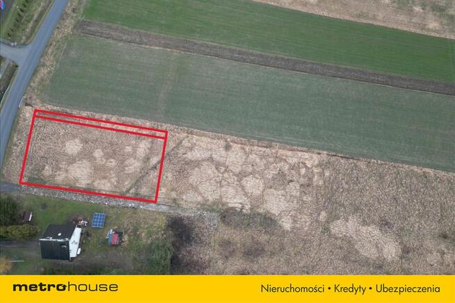 Działka z warunkami zabudowy w Nienaszowie.