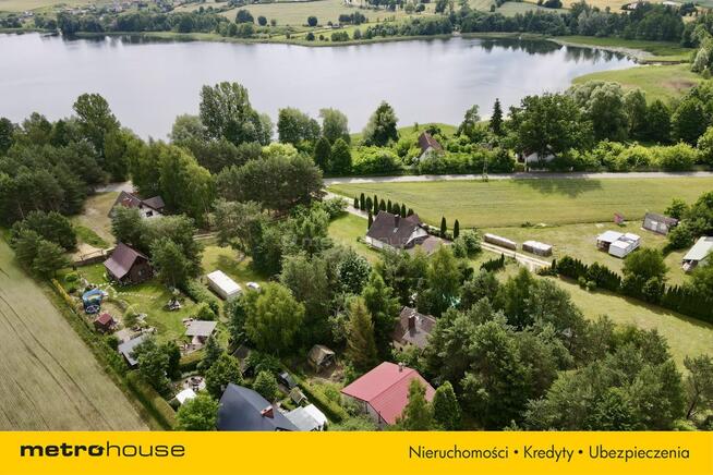 Działka zabudowana z dostępem do jeziora