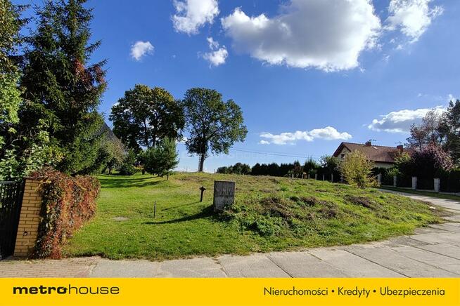 Na sprzedaż działka rekreacyjna przy jeziorze.