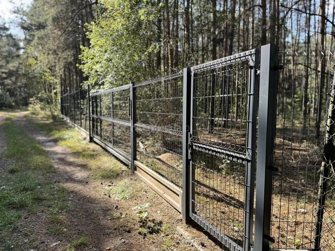 Leśna działka budowlana 841,3 m2 15 km do Łodzi