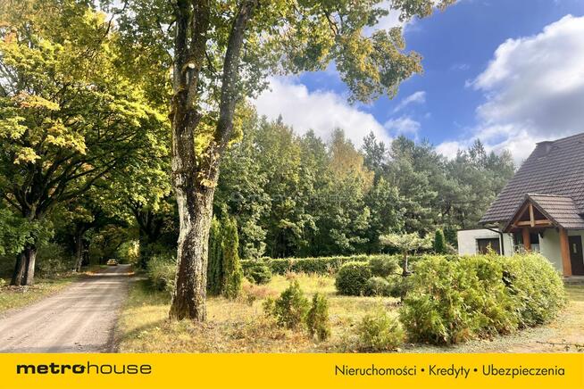 POWAŁKI działka budowlana na skraju lasu.