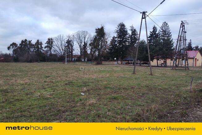 Działka rolno-budowlana w centrum wsi Urowo.