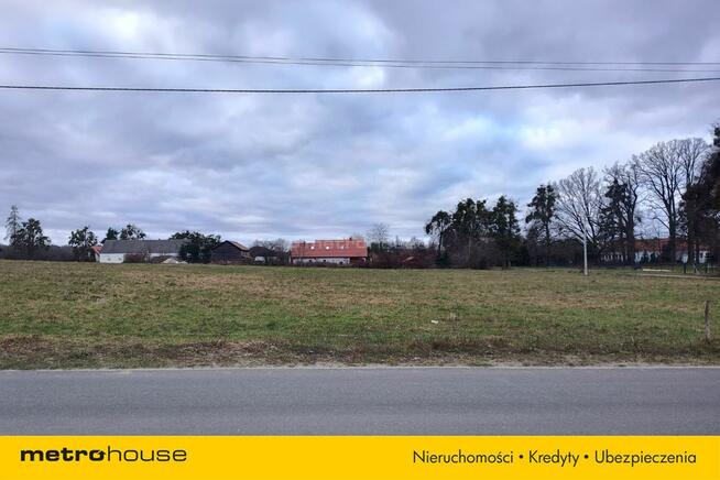 Działka rolno-budowlana w centrum wsi Urowo.