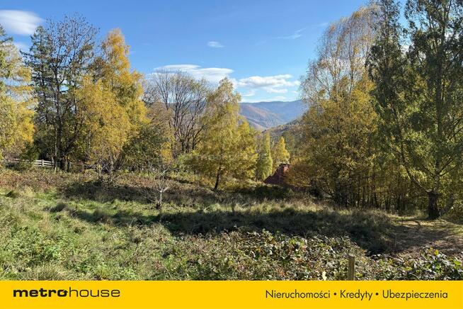 Działka pod zabudowę jednorodzinną w górach.