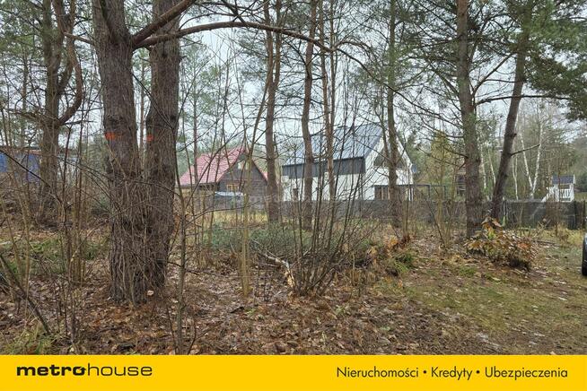 Działka rekreacyjna nad czystym jeziorem