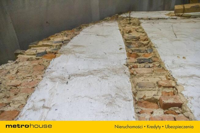 Dom w Szymanowicach, Gmina Kostomłoty.