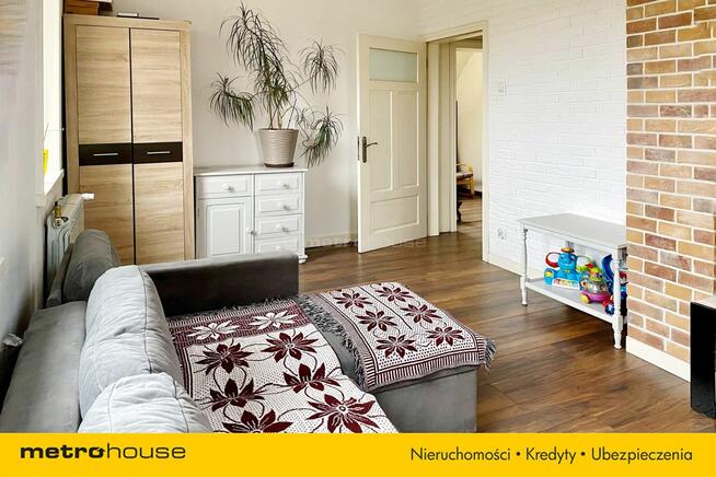 PRZESTRONNY, KLIMATYCZNY DOM W MALOWNICZEJ OKOLICY