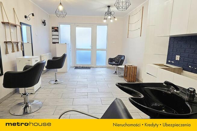 DOM NIEDALEKO MORZA I JEZIORA Z PANELAMI