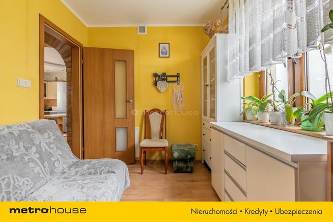 Przytulny dom na kolonii wsi niedaleko jeziora