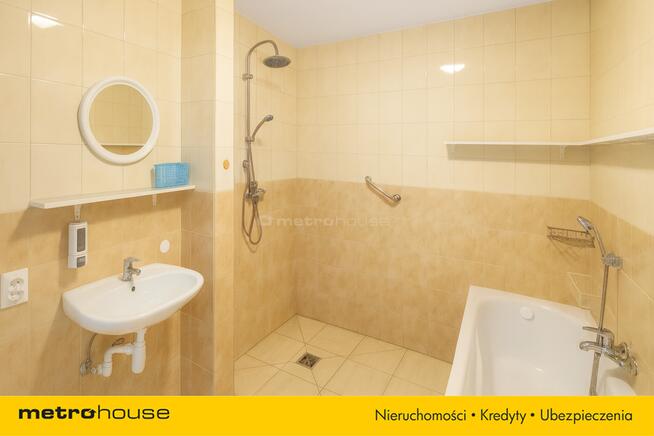 REZERWACJA Dwa domy na dużej działce