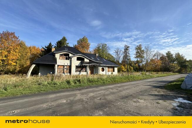 PABIANICE-dom 380 m2,stan surowy, działka 1088m2.