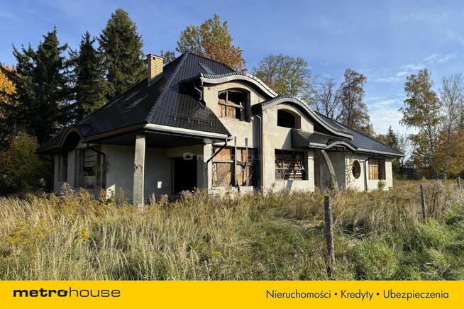 PABIANICE-dom 380 m2,stan surowy, działka 1088m2.