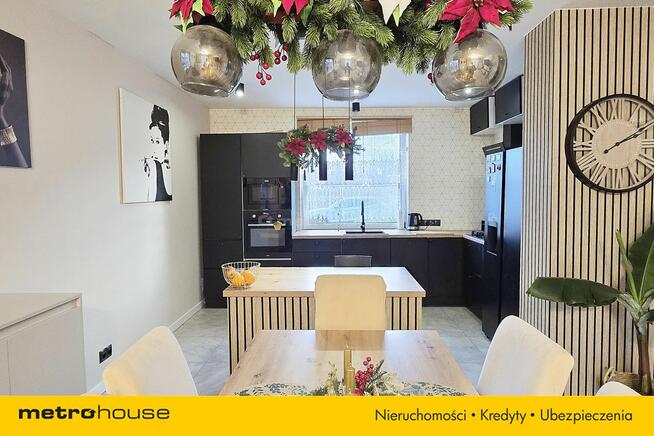 DOM WOLNO STOJĄCY NIEDALEKO MORZA