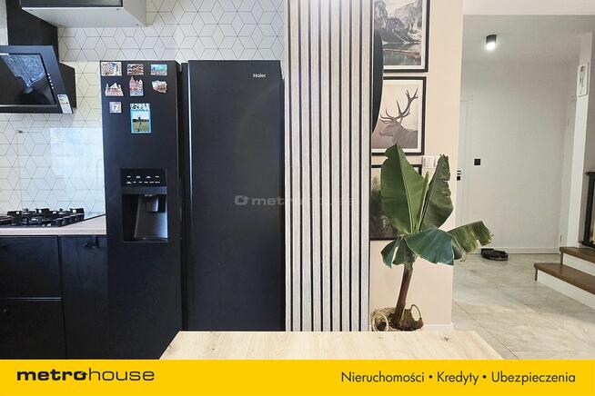 DOM WOLNO STOJĄCY NIEDALEKO MORZA