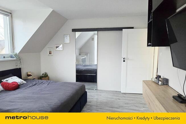 DOM WOLNO STOJĄCY NIEDALEKO MORZA