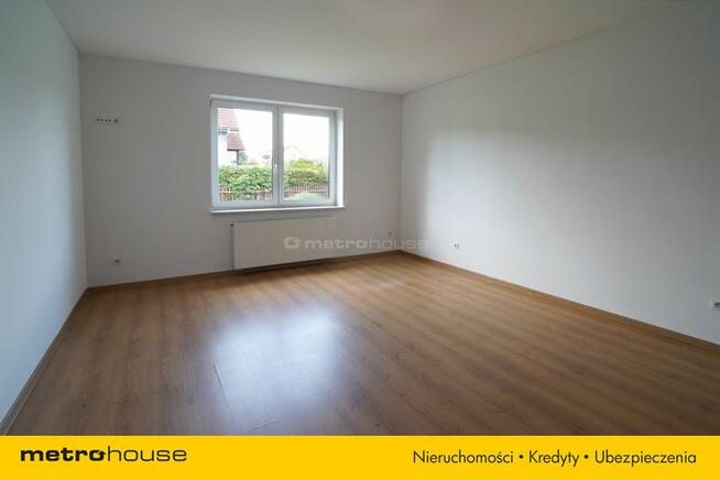 Dom z ogrodem na sprzedaż !!!