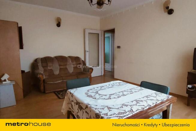 Przestronny dom z 2,5 ha ziemi w zielonej okolicy