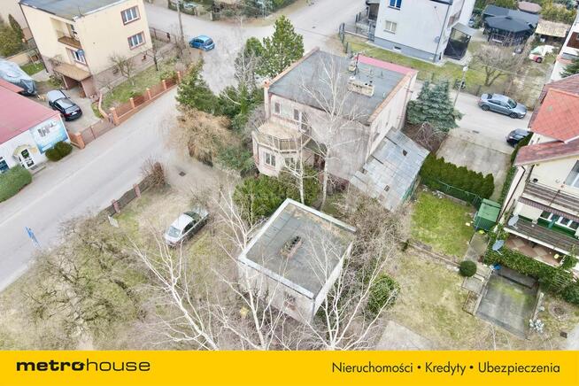 Duży dom w spokojnej okolicy!